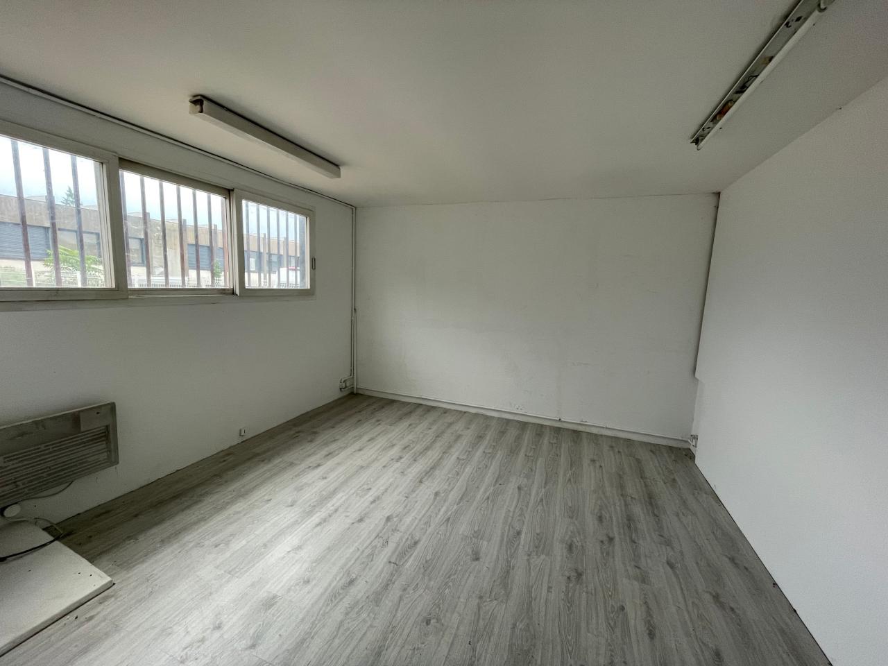 Local d'activité Longvic 560m² Location local d'activité Longvic Côte-d'Or OLACT2426825 10